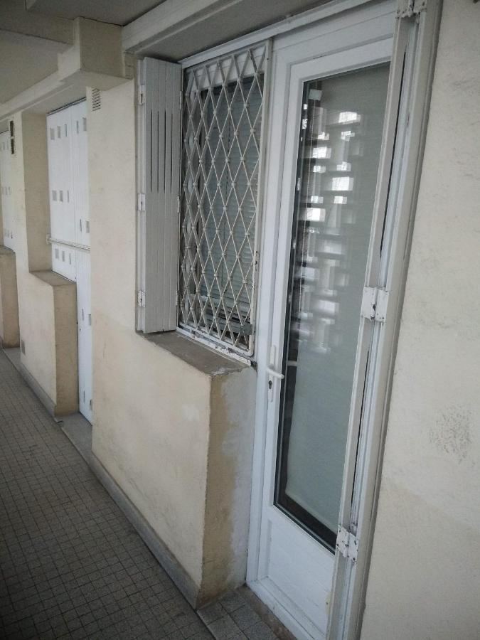 Studette Cannes Centre Luaran gambar